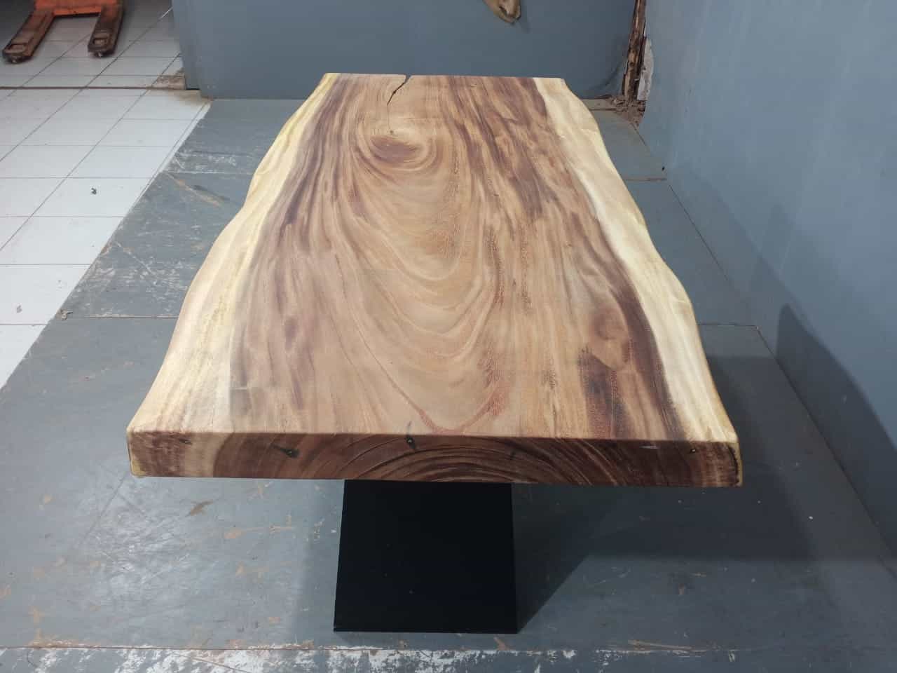 Live Edge Tables