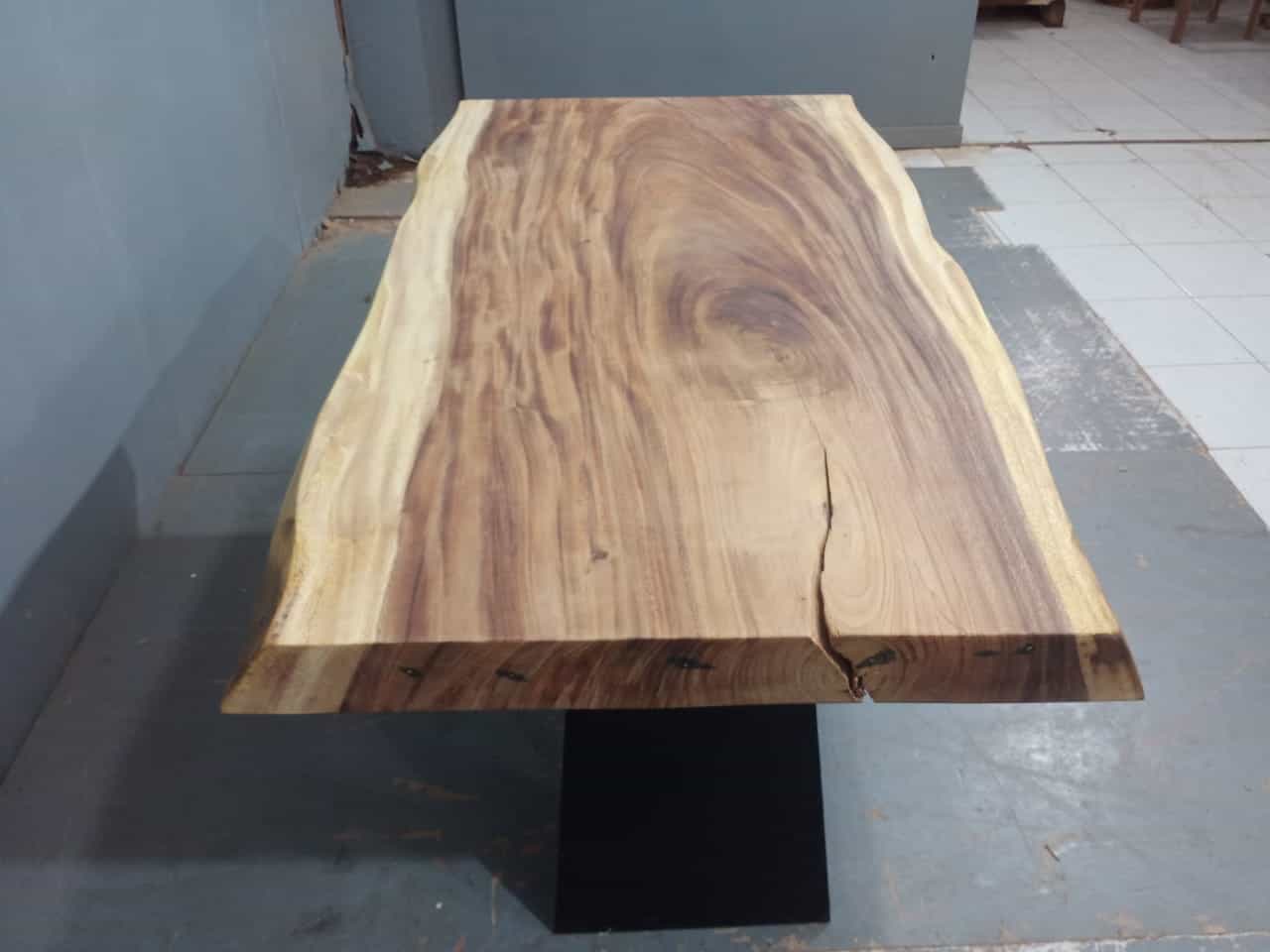 Live Edge Tables