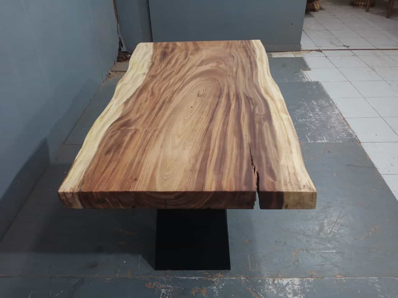 Live Edge Tables