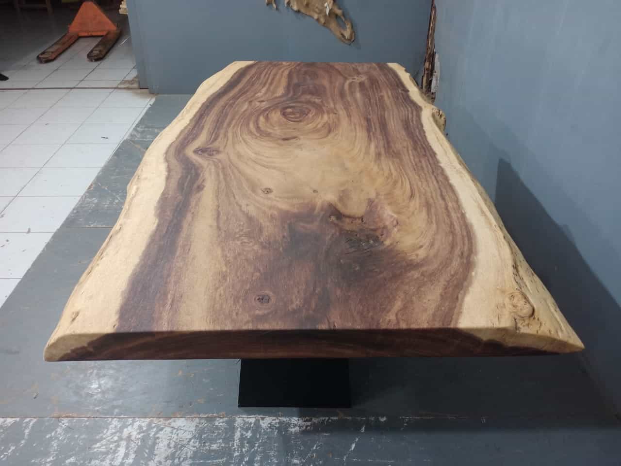 Live Edge Tables