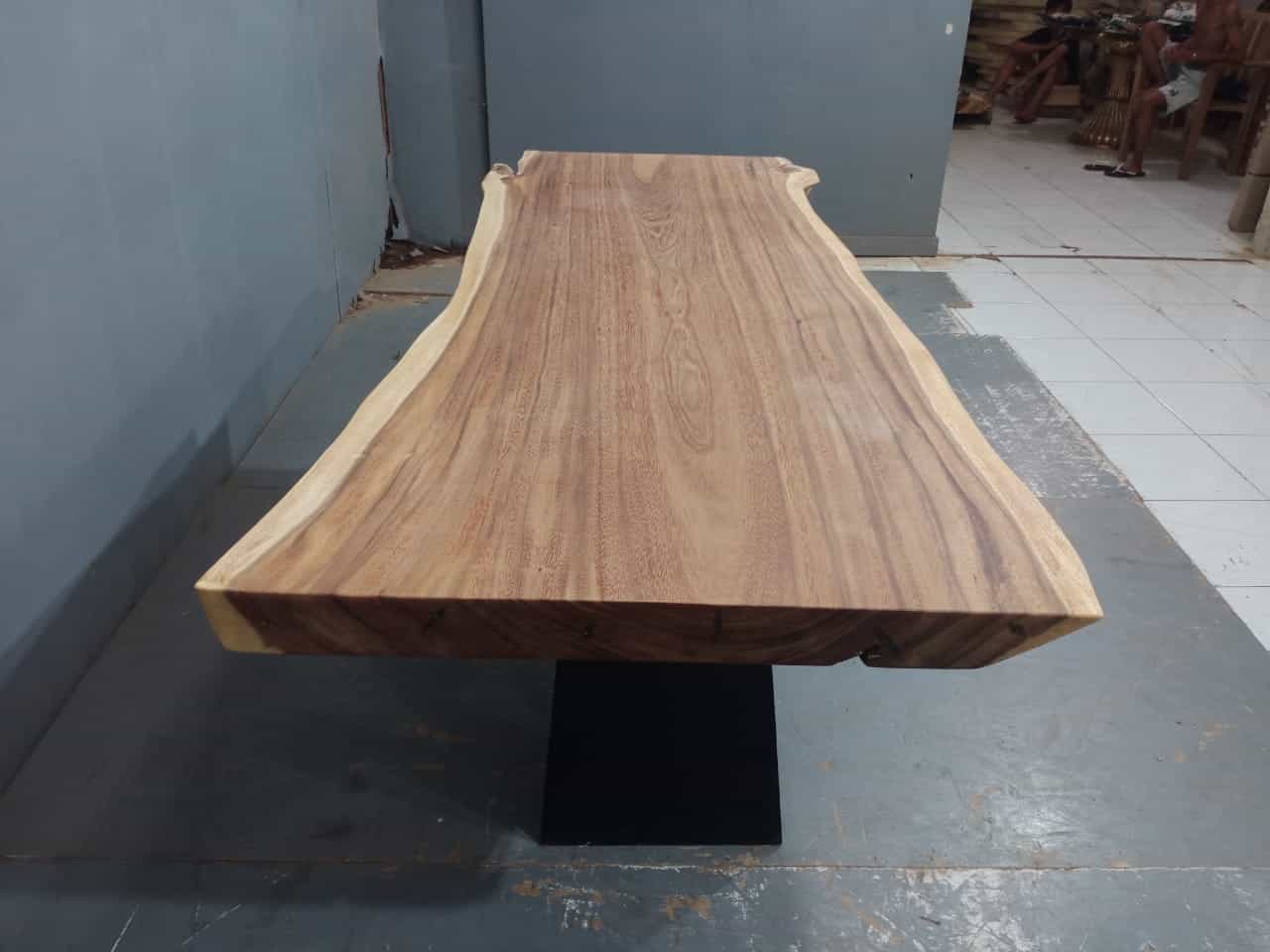 Live Edge Tables