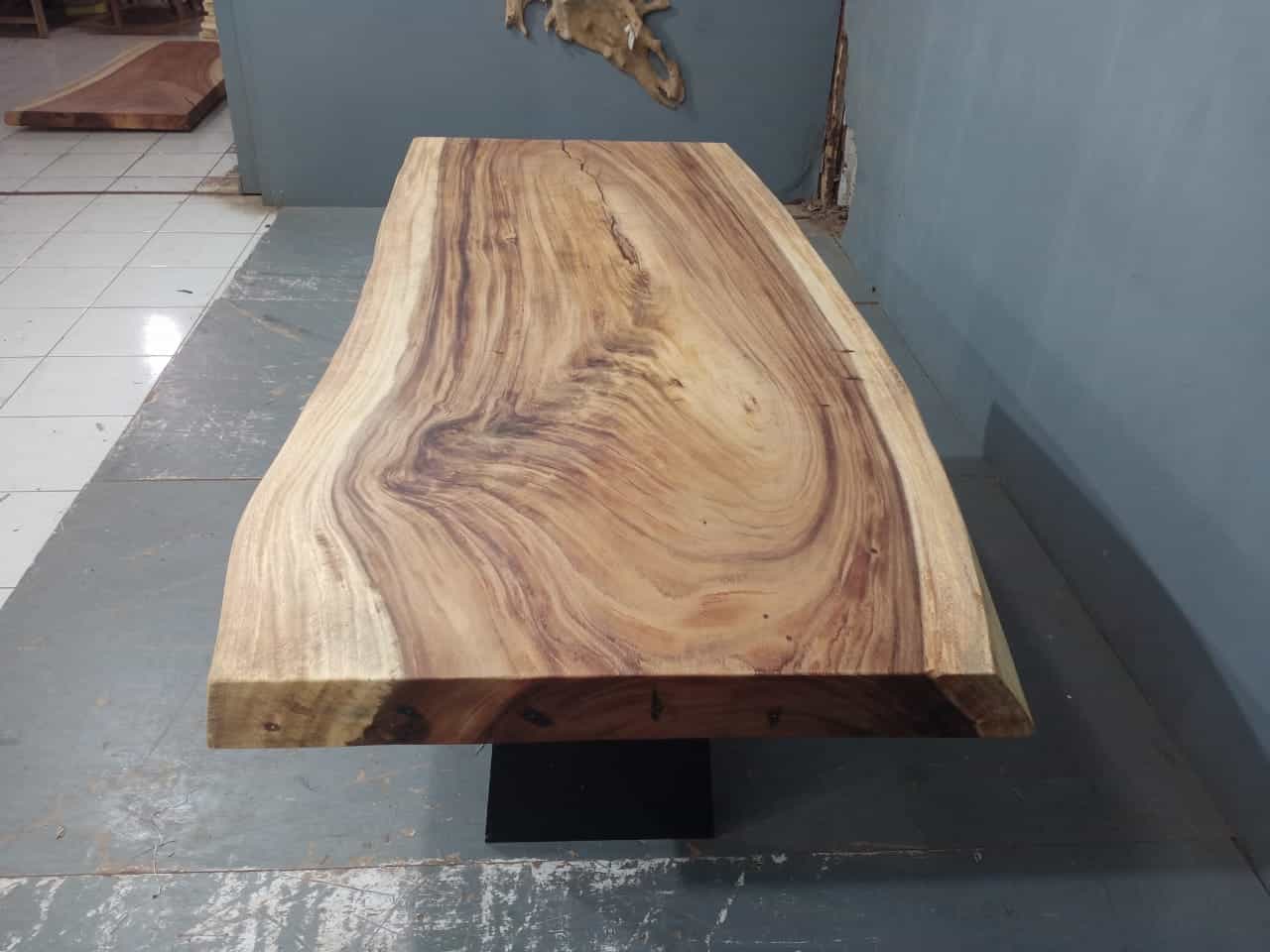 Live Edge Tables