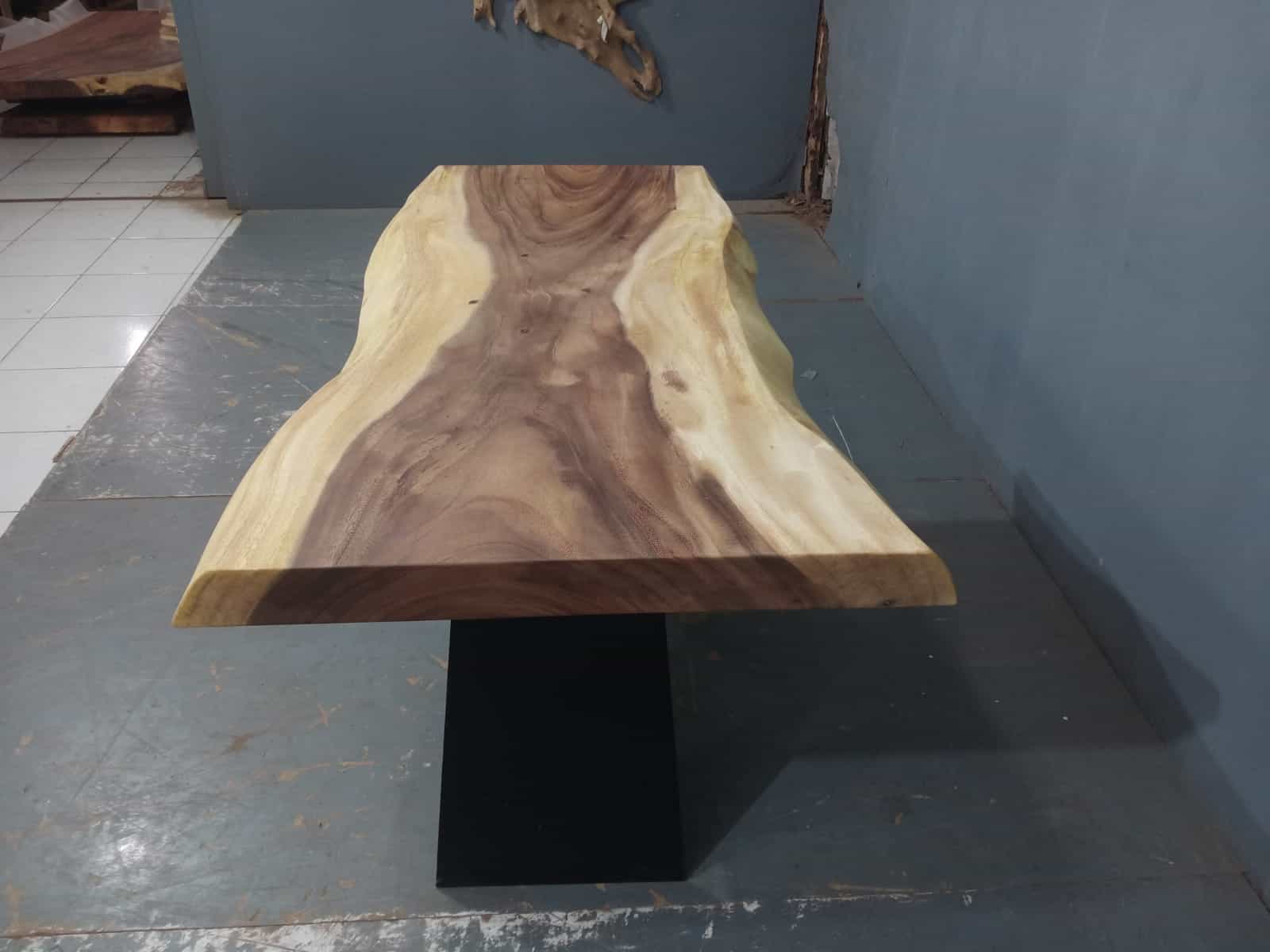 Live Edge Tables