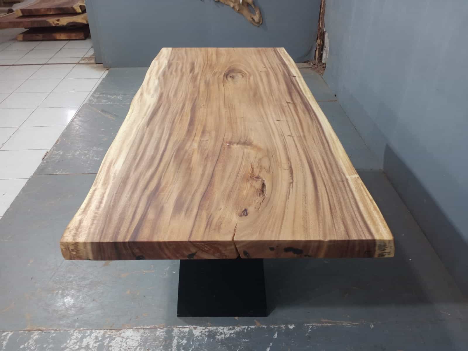 Live Edge Tables