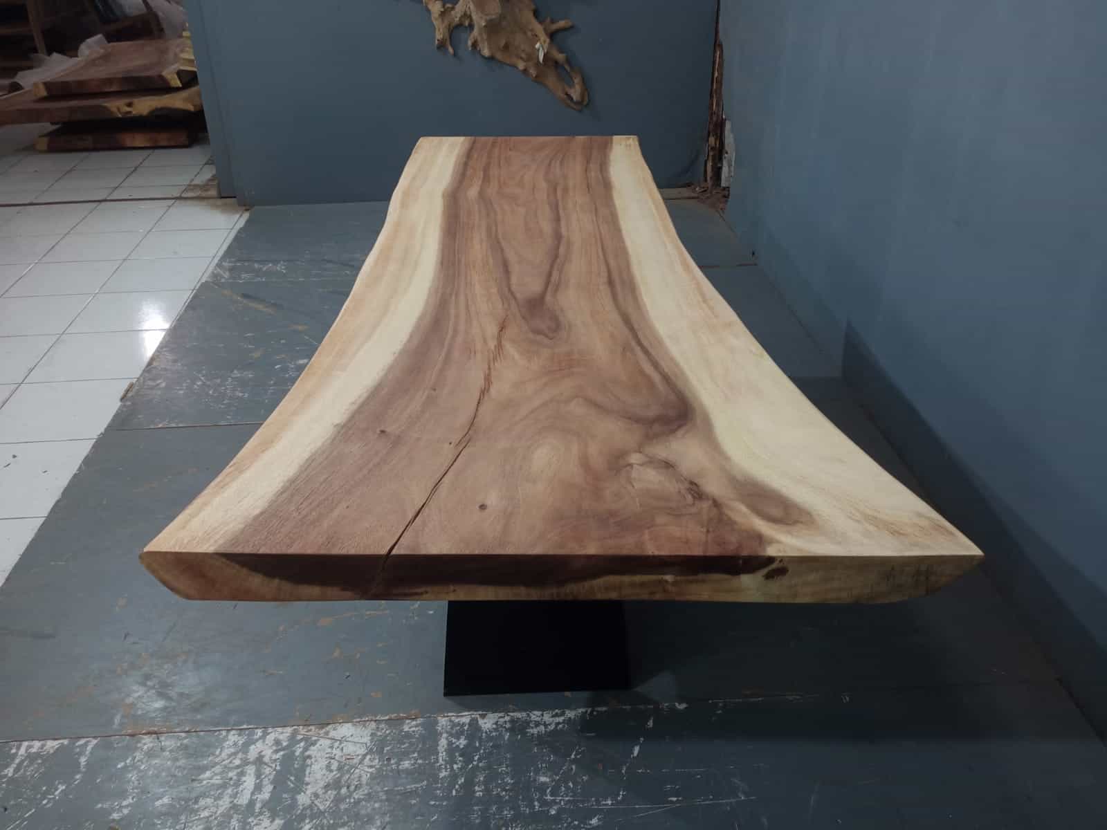 Live Edge Tables