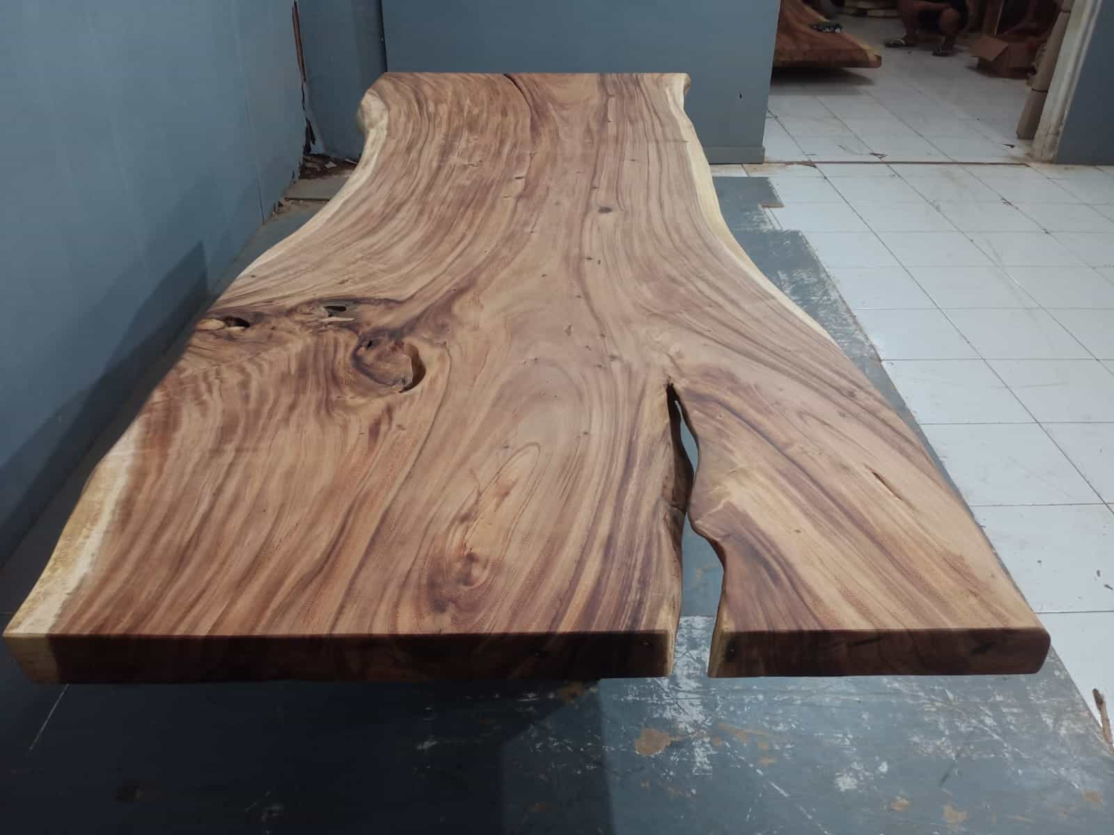 Live Edge Tables