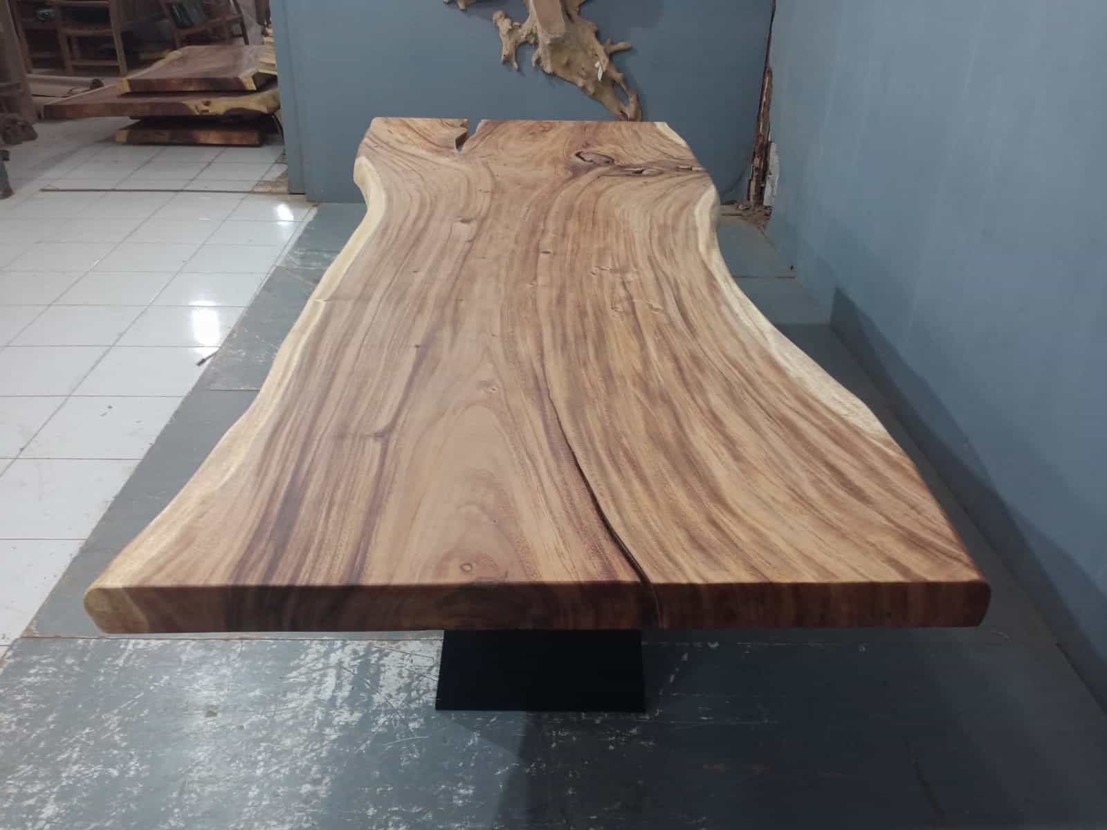 Live Edge Tables