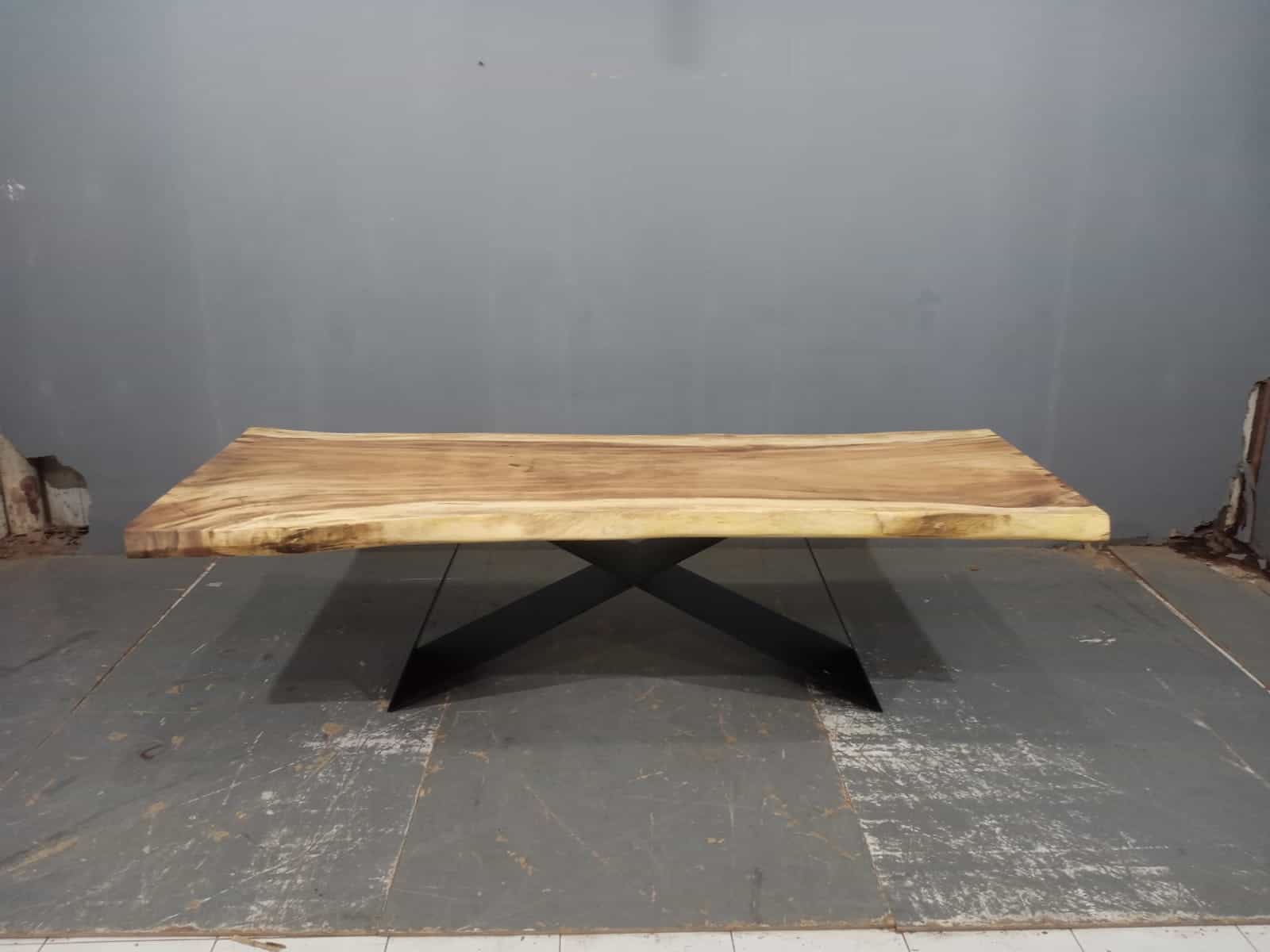 LIVE EDGE TABLES