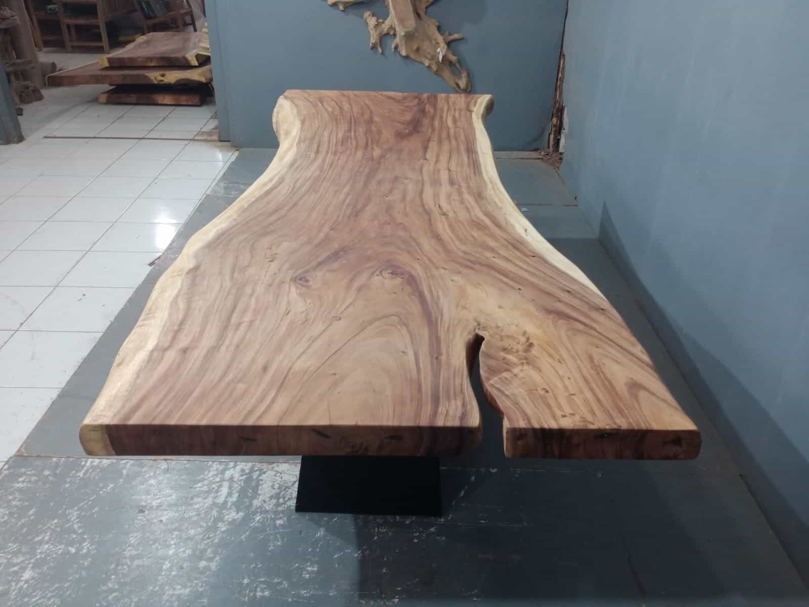Live Edge Tables