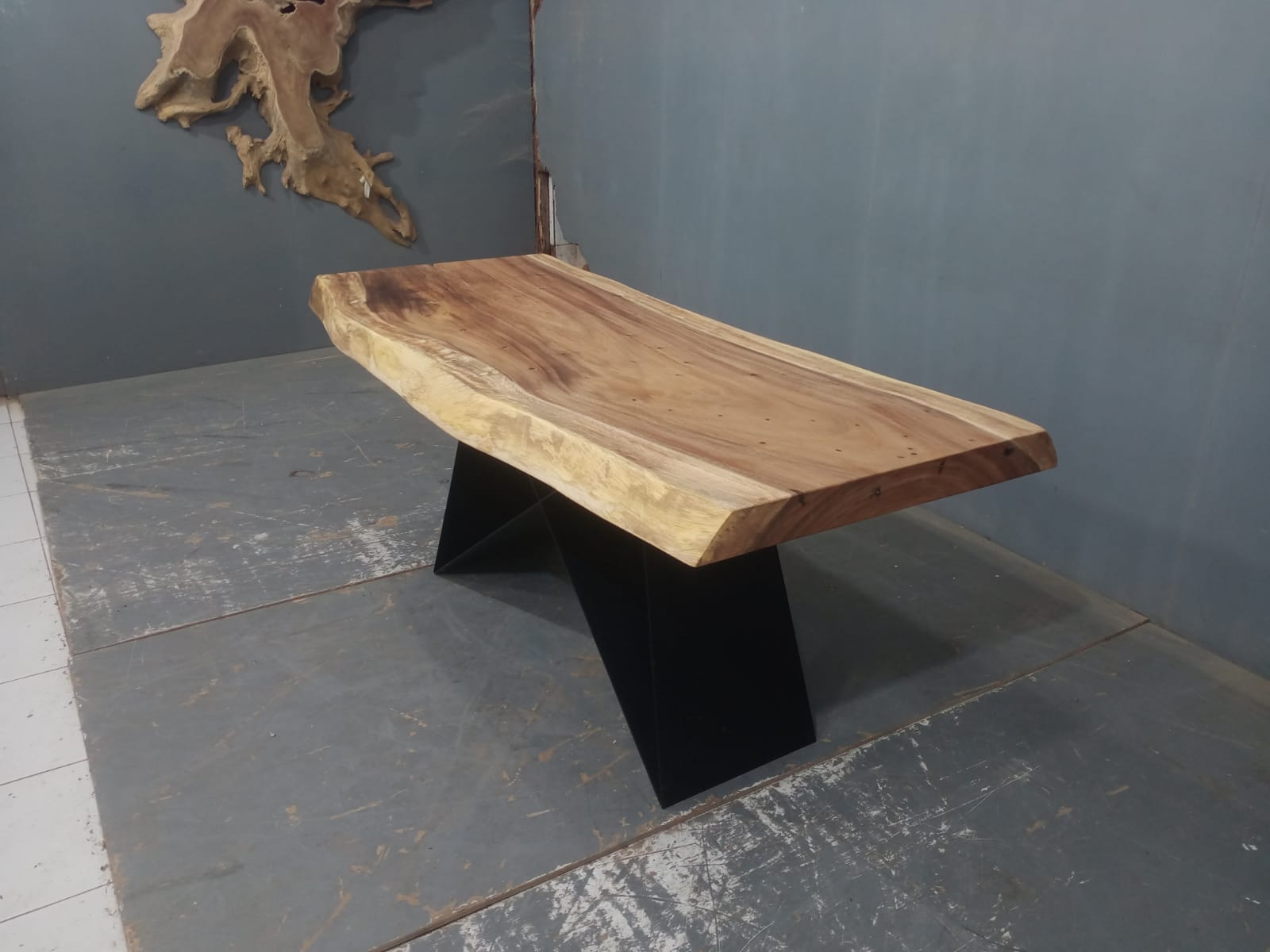 Live Edge Tables