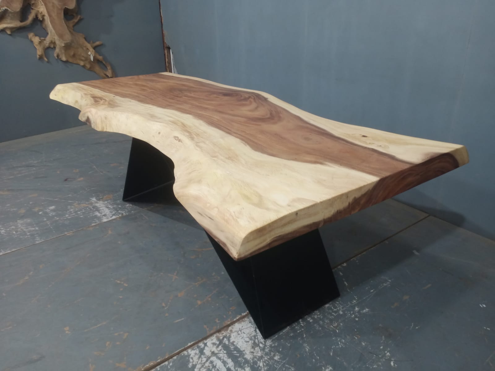 Live Edge Tables