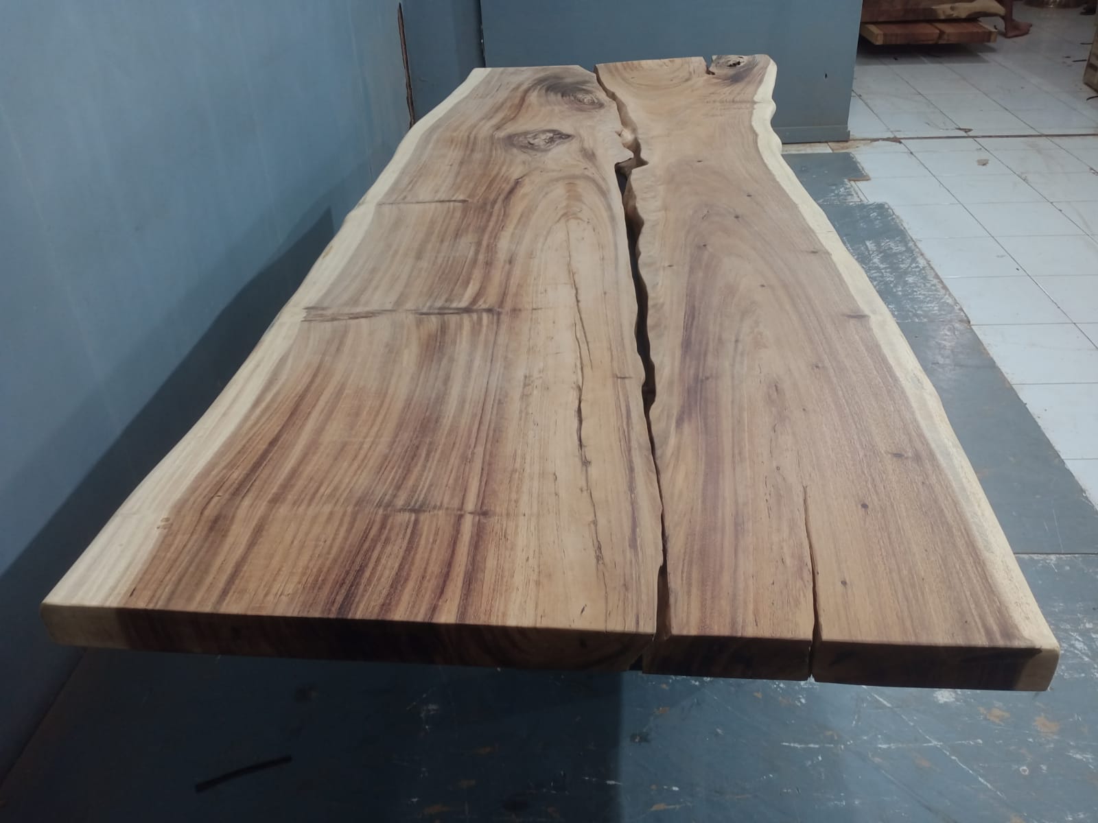 Live Edge Tables